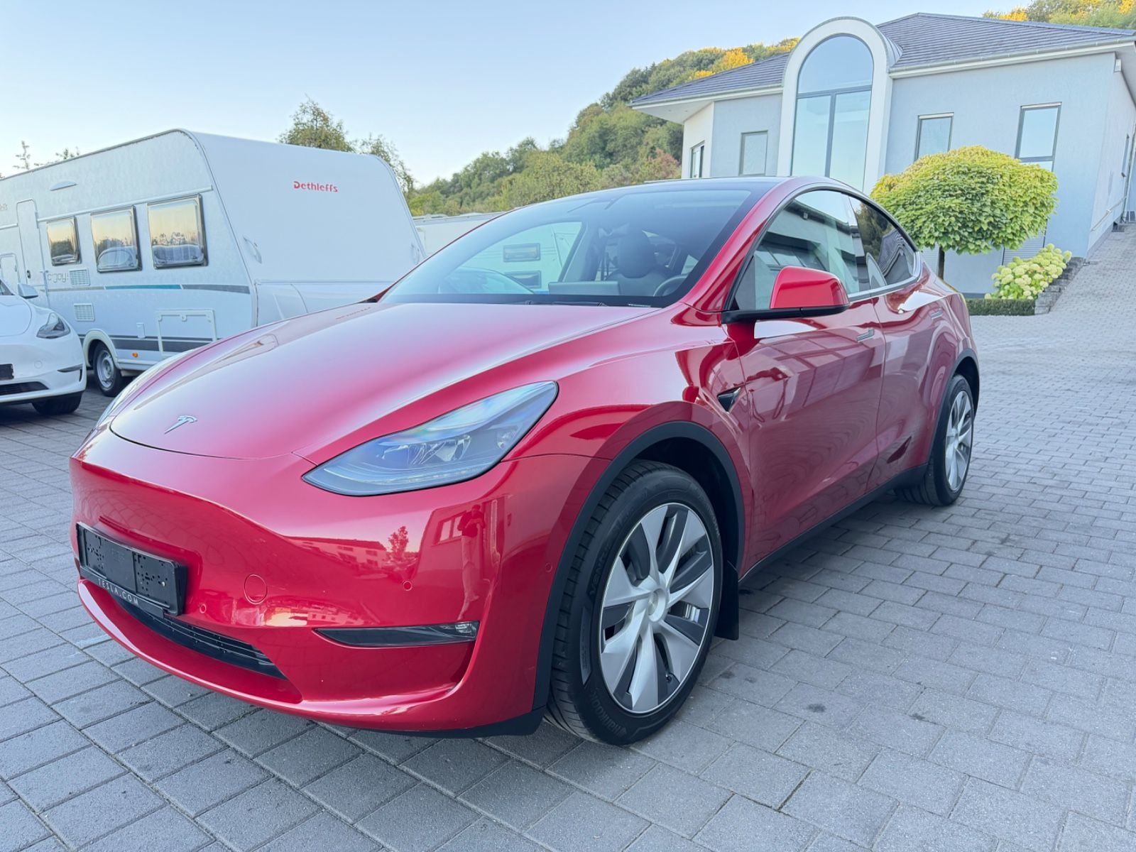 Tesla Model Y Long Range AMD RYZEN AHK 1. Hand foto 7