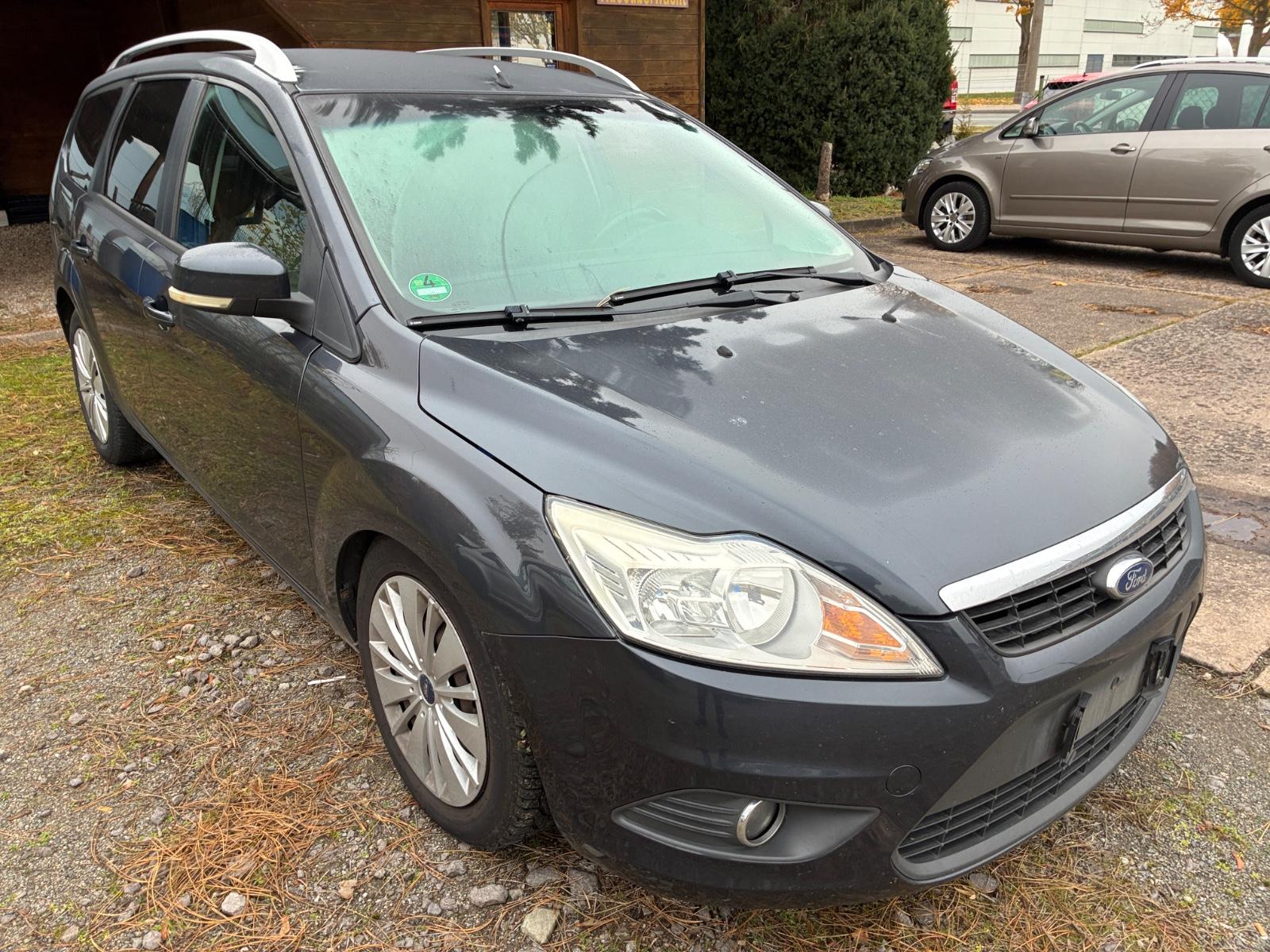 Ford Focus 2010 — engine 1.753 cm³, 116 HP (85kW)