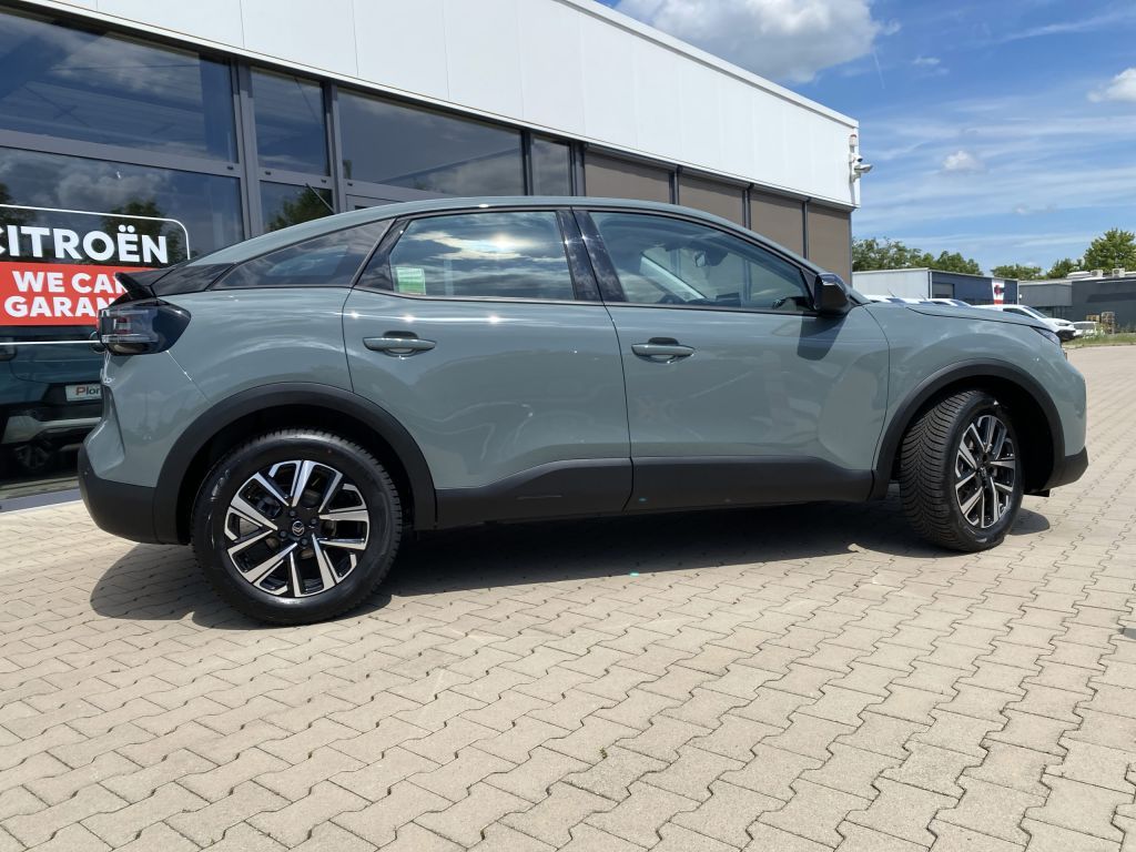 Fahrzeugabbildung Citroën C4 Hybrid 145 PLUS *Allwetterreifen*beh. Frontsc