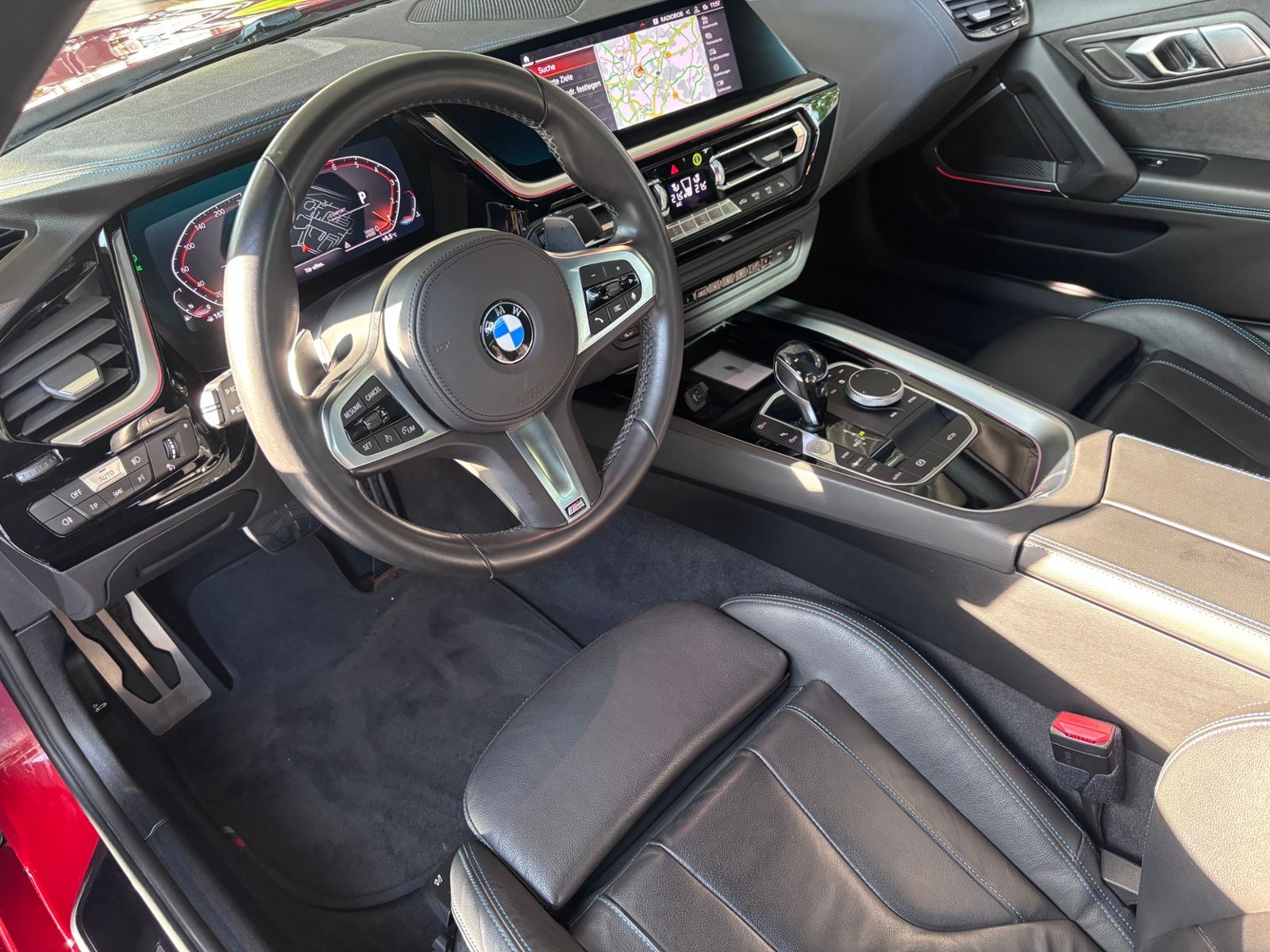 Fahrzeugabbildung BMW Z4  sDrive 30 i M Sport LED NAVI ALU