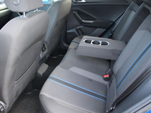 T-Roc 1,5 TSI Style DSG*Navi*Totwinkel*LED