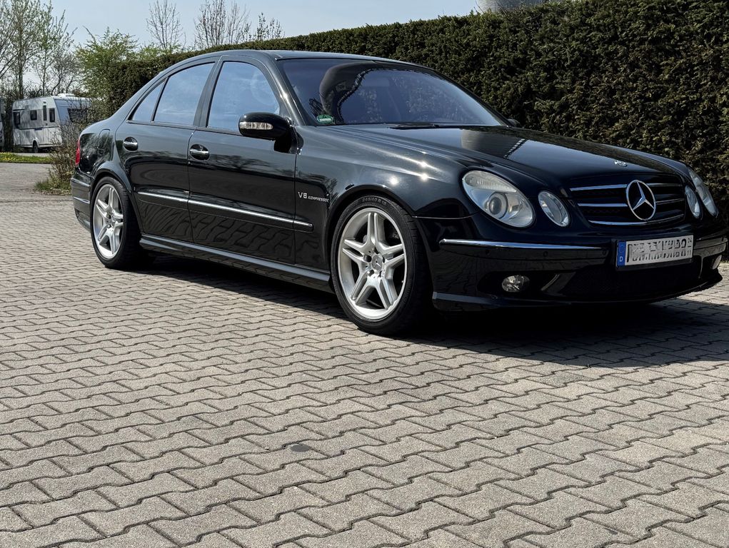 Mercedes-Benz E 55 AMG