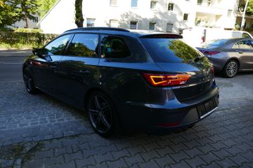 Fahrzeugabbildung SEAT Leon ST FR, Leder, Panorama, LED