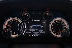 DODGE RAM 1500 5.7l V8 Laramie CrewCab - Unfallfrei