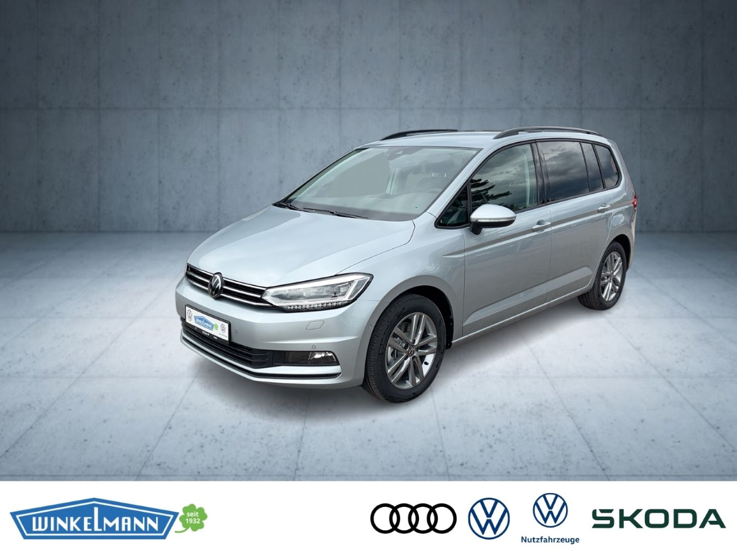 Volkswagen Touran 7 Sitzer 1.5 TSI DSG AHK ACC LED APP CONN