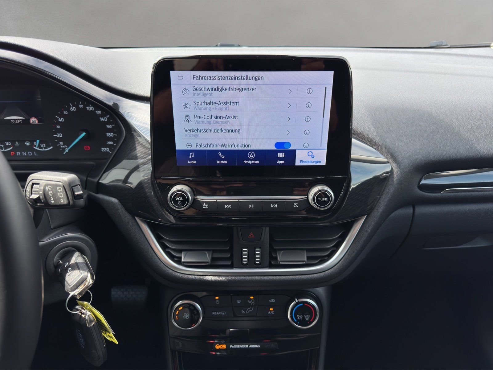 Fahrzeugabbildung Ford Puma 1.0 Titanium Aut./LED/PDC/TEMPOMAT/NAVI/