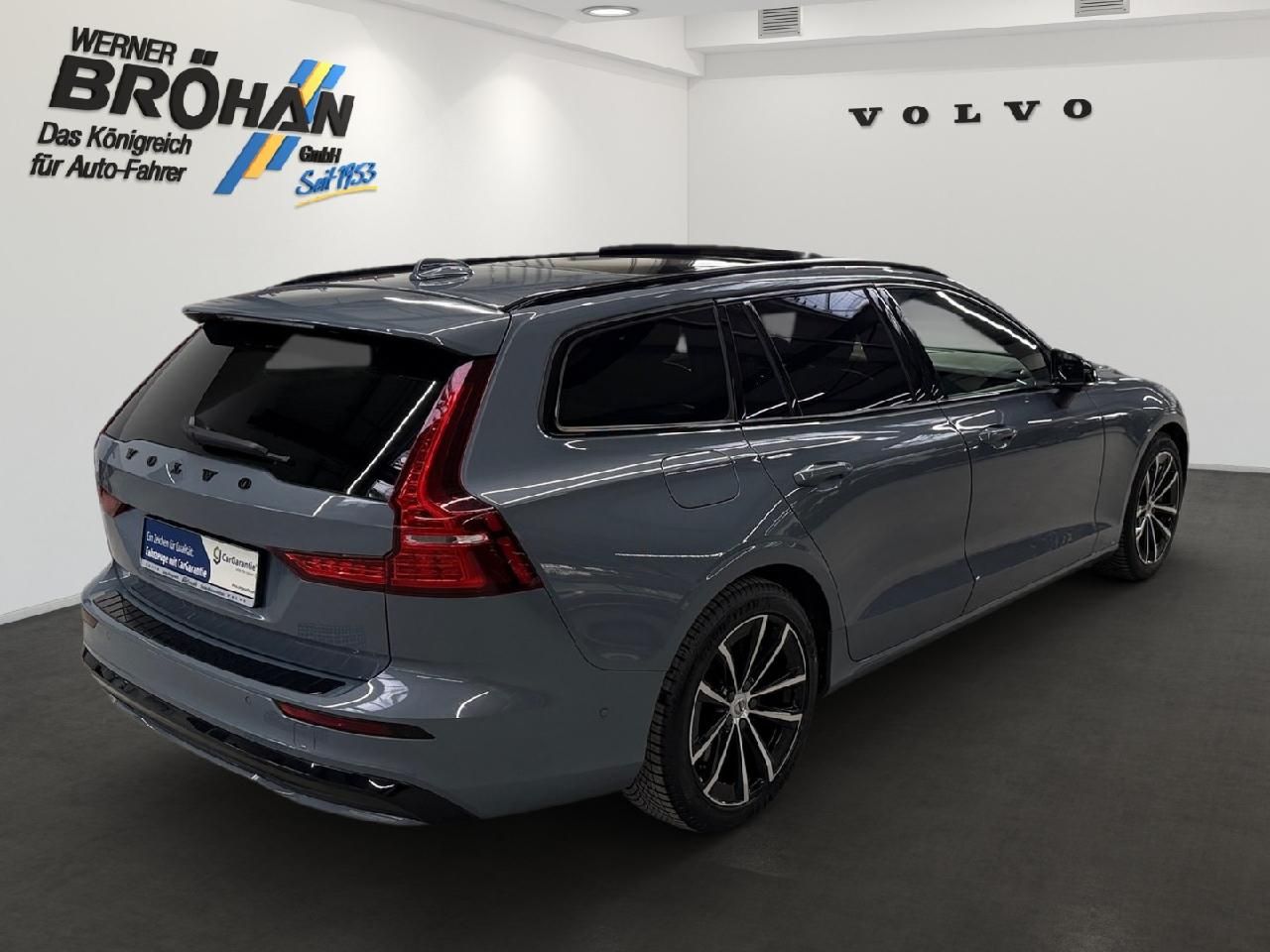 Fahrzeugabbildung Volvo V60 Kombi Ultimate Dark Recharge Plug-In Hybrid