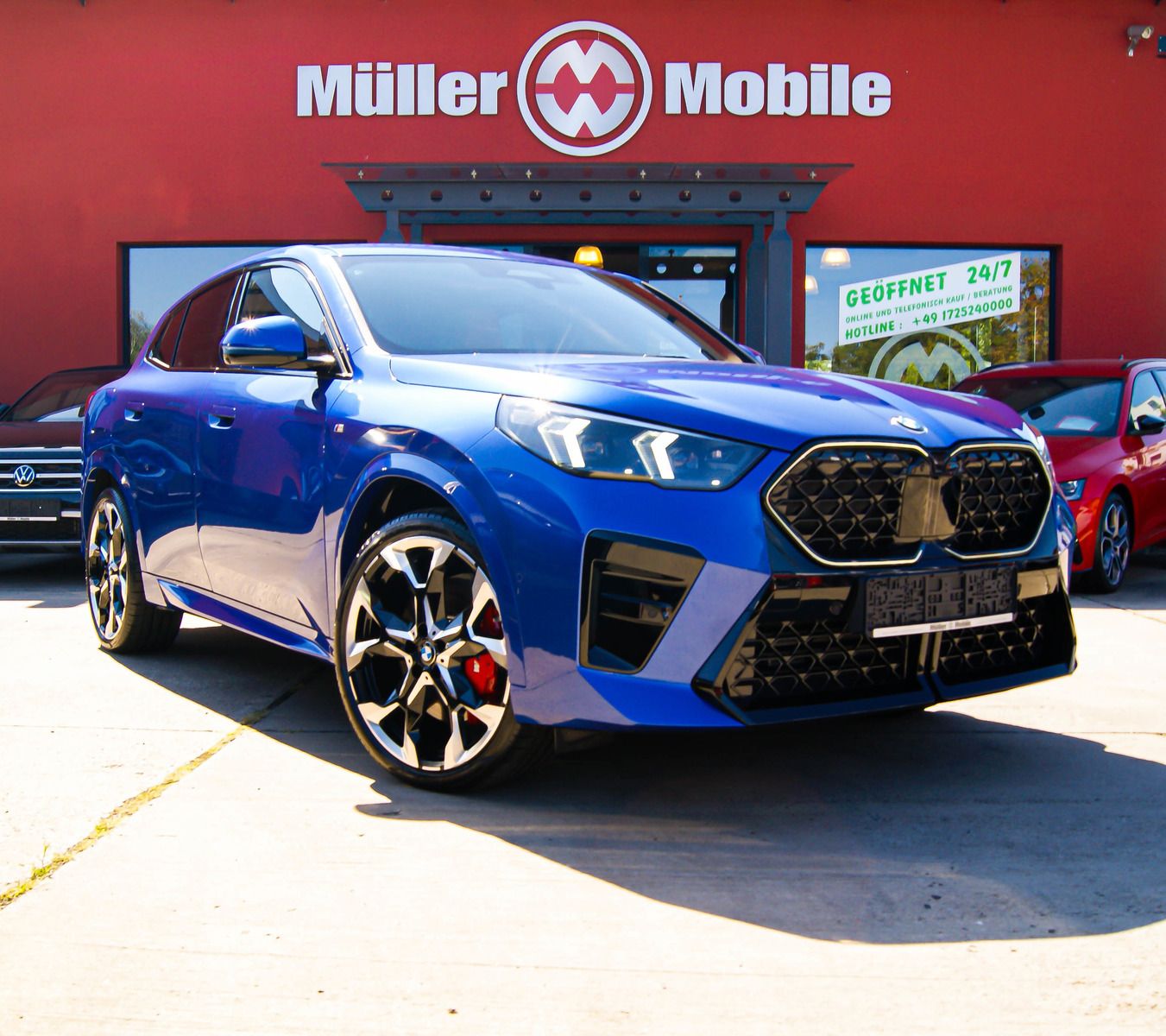 Fahrzeugabbildung BMW X2 20 i sDrive M Sport Pro IconicGlow Coral Rot