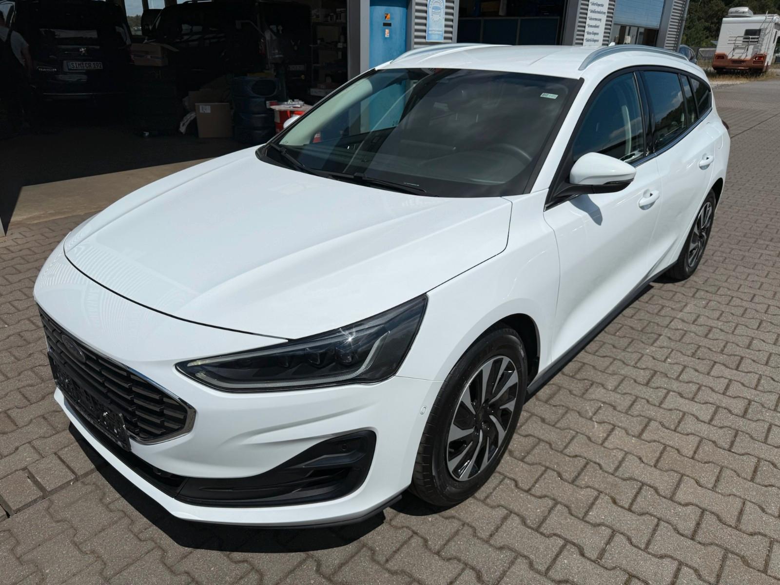 Ford Focus Turnier Tit. Hybrid Klima DAB FSE Kamera