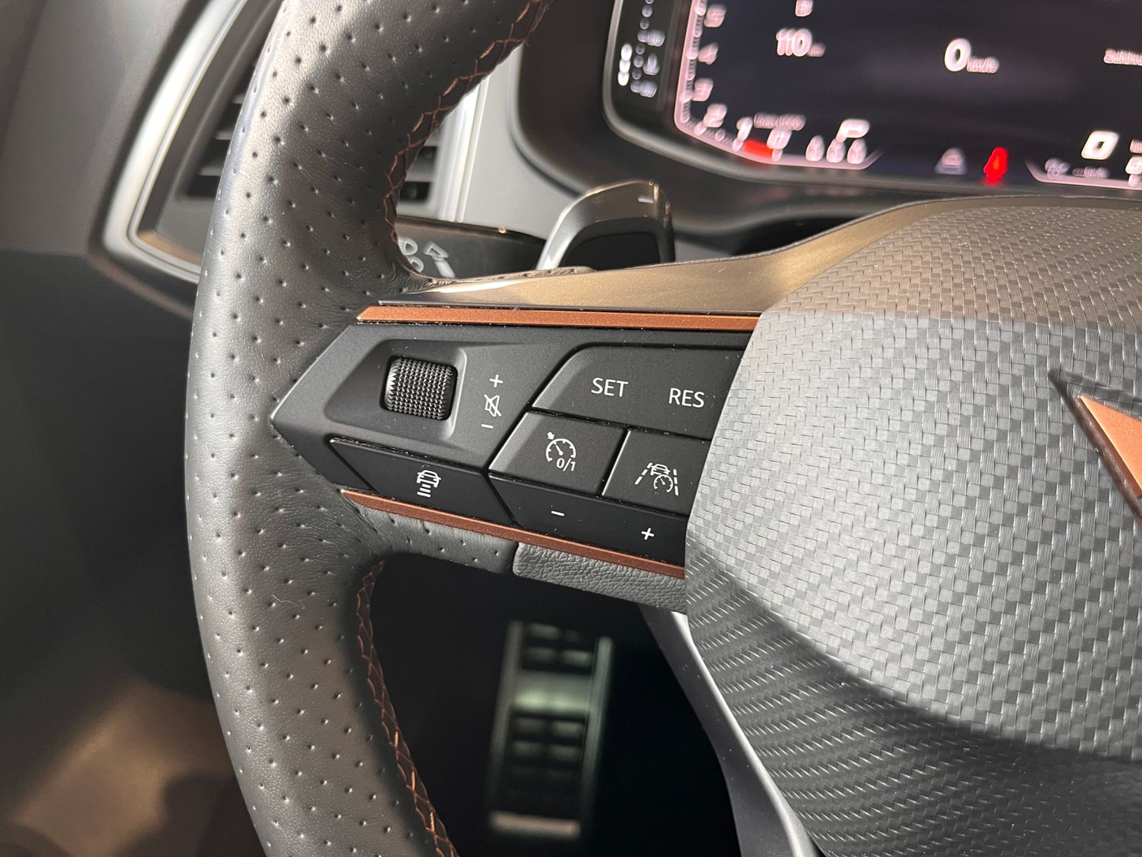 Fahrzeugabbildung CUPRA Ateca 4Drive AHK PANO LED NAVI