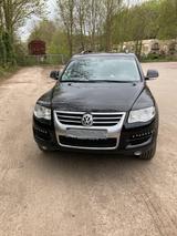 Volkswagen Touareg 3.0 V6 TDI Standard - Volkswagen Touareg: Standard