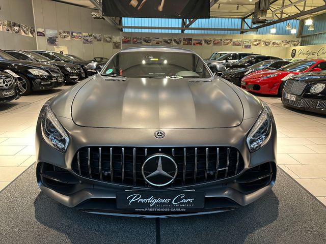 Mercedes-Benz AMG GT S CARBON COMAND LEDER ROT ASSISTENTEN TOP