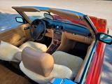 Mercedes-Benz SL 560 - rote Mercedes-Benz SL 560