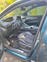 Peugeot 5008 THP 165 EAT6 Allure Allure GT-Line Paket - Peugeot 5008: 1.6