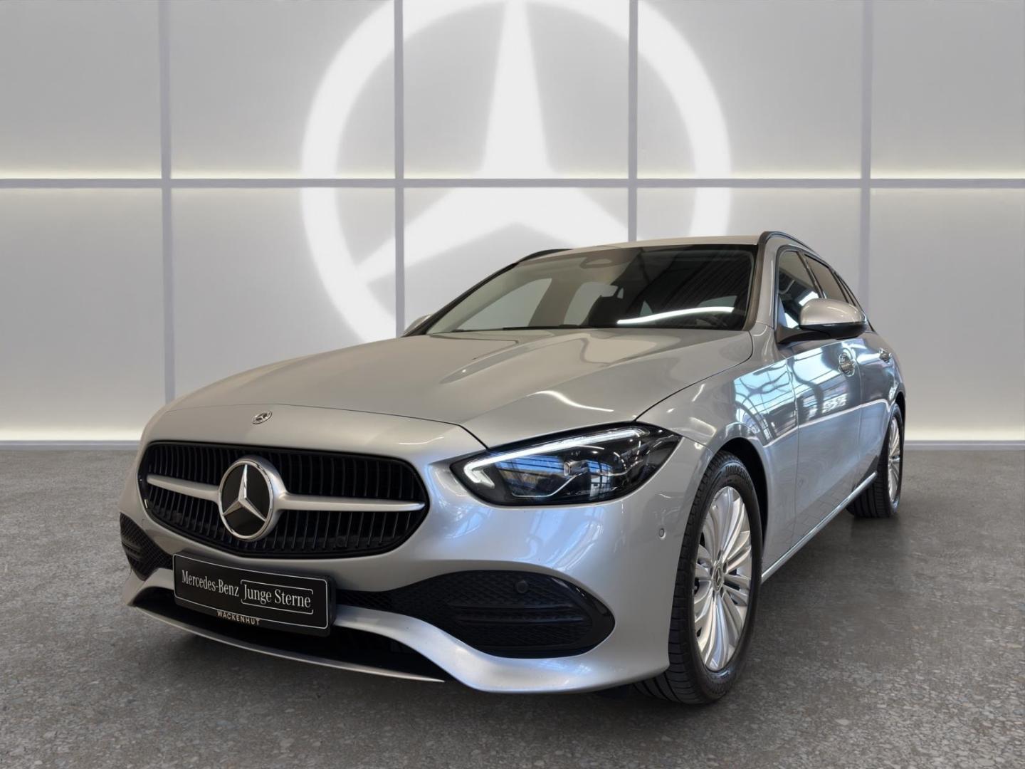 Mercedes-Benz C 220 d 4M T BUSINESS+RFK+VERK.ASS+NAVI-PREM+LED