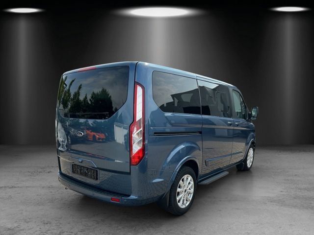 Fahrzeugabbildung Ford Transit Tourneo Kombi Titanium 2.0 TDCi 320 L1 T