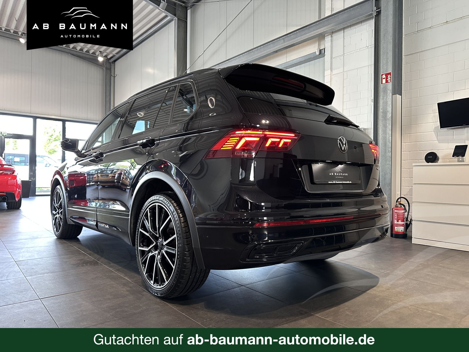 Volkswagen Tiguan R-Line 4M PANO HUD AHK RFK LED DAB foto 3