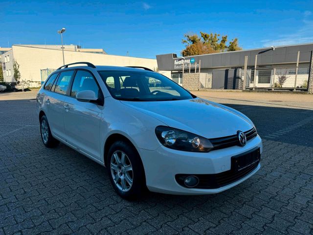 Volkswagen Golf 1,6 TDI/Tüv neu / Klimaanl...