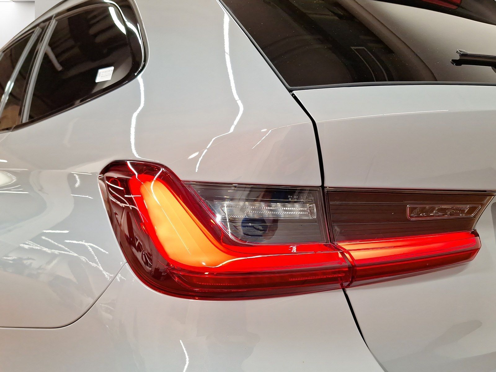 BMW 330 - Bild 10