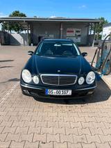 Mercedes-Benz Mercedes E Klasse W211 R6  T280 OM648 - Mercedes-Benz 280 mit Diesel-Antrieb: Kombi