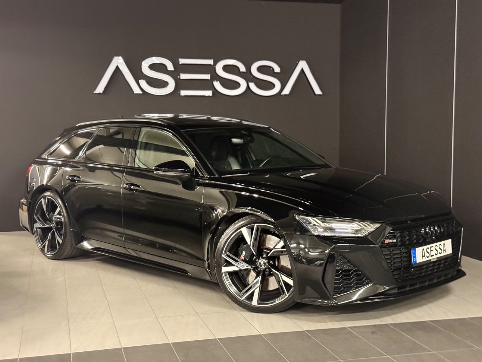 AUDI RS6 Avant 4.0 TFSI quattro*PANO*B&amp;O*21.Z*MATRIX*