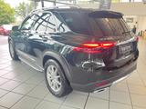 Mercedes-Benz GLE 300 d 4M Pano Standhz AHK Trittbretter 360 - : Grün, Standheizung, Geländewagen