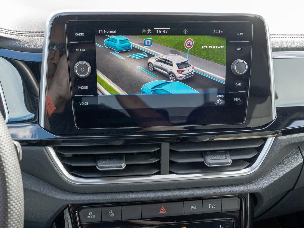 Volkswagen T-Roc 1.5 TSI DSG R-Line Navi, Rear-View, миниатюра 15