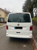 Volkswagen T6 Multivan*ACC*DSG*3-Zonen Klima*TÜV Neu - VW T6 Multivan Gebrauchtwagen in München