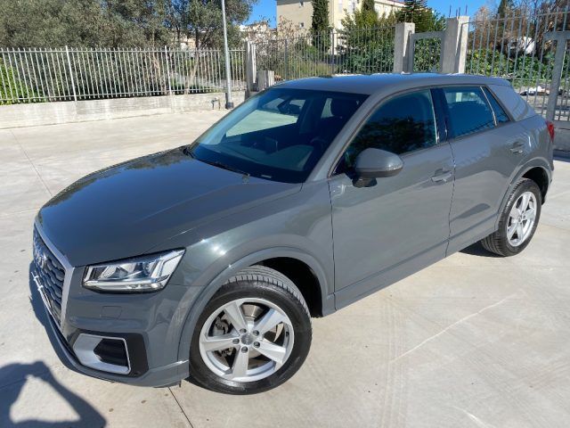 Audi AUDI Q2 2.0 TDI quattro S tronic SERVICE AUDI