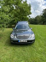 Mercedes-Benz Bestattungswagen (2 - Sargsystem) - gebrauchte Mercedes-Benz E-Klasse aus dem Jahr 2007