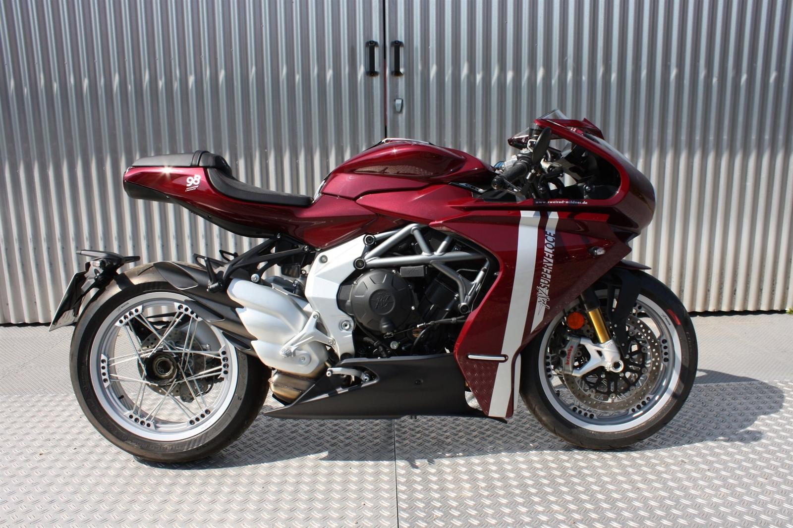 MV Agusta Superveloce 98 Vorführer 500 km - Racingkit