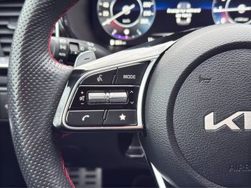 Kia ProCeed GT 1.6T DCT7 Nav Kamera SHZ Klappenausp.