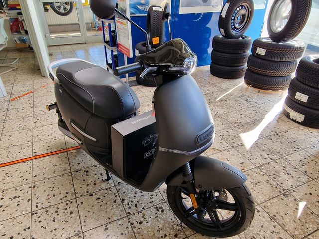 Horwin EK1 Elektro Comfort Rage