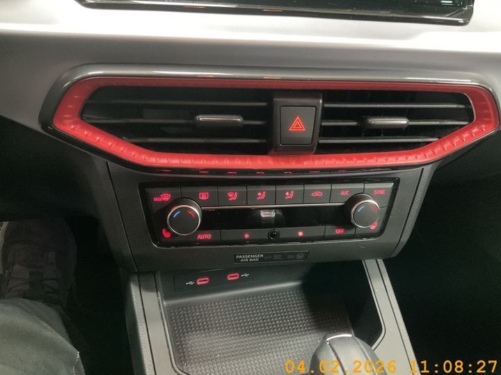 Fahrzeugabbildung SEAT Ibiza FR TSI DSG *Cam*LED*PDC*APP*Sitzhzg*ACC*