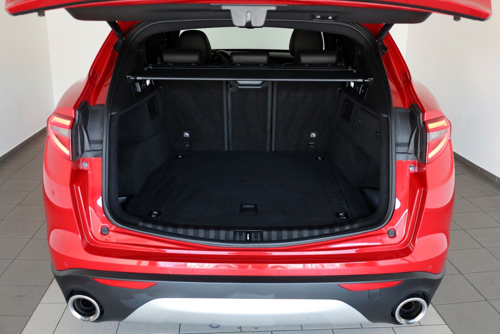 Fahrzeugabbildung Alfa Romeo Stelvio Super Q4 Leder,Navi,Panorama,Apple CarP.