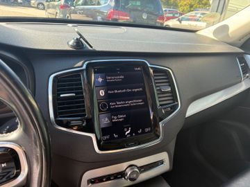 Volvo XC90 - 10