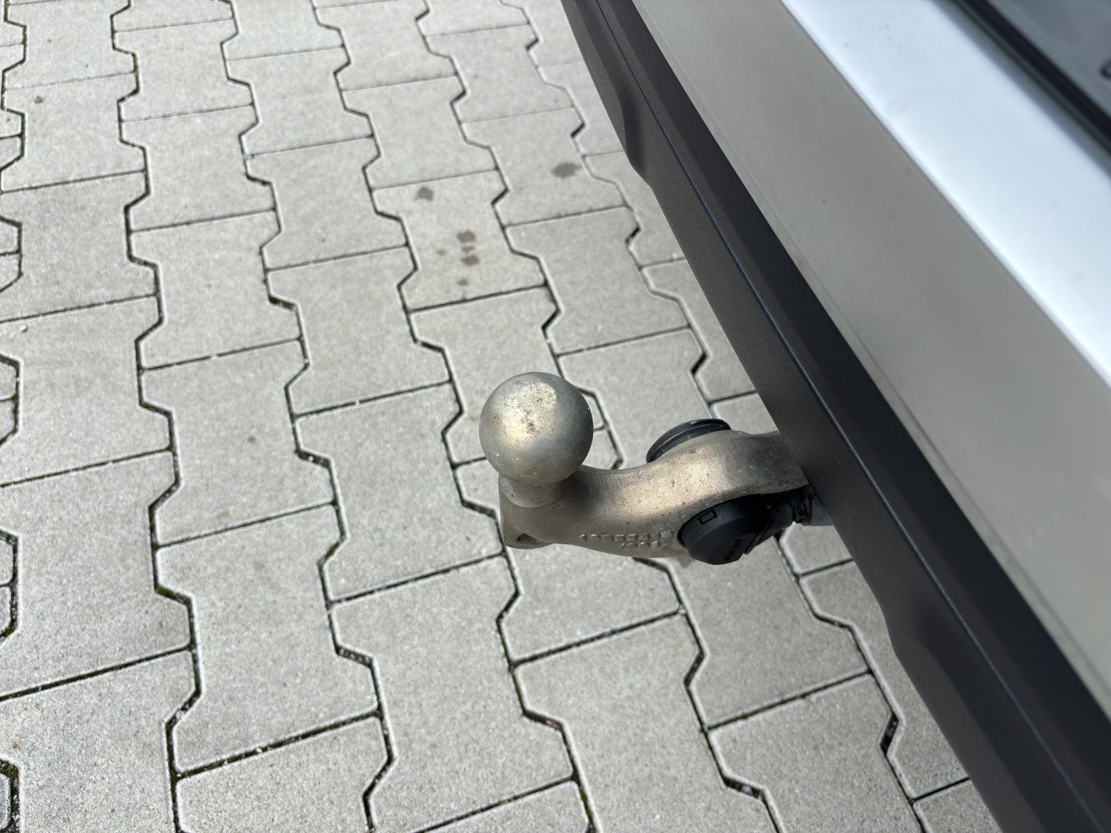 Fahrzeugabbildung BMW X6 xDrive 30d xLine/PANO-DA./AHK/LASER/HUD/360°