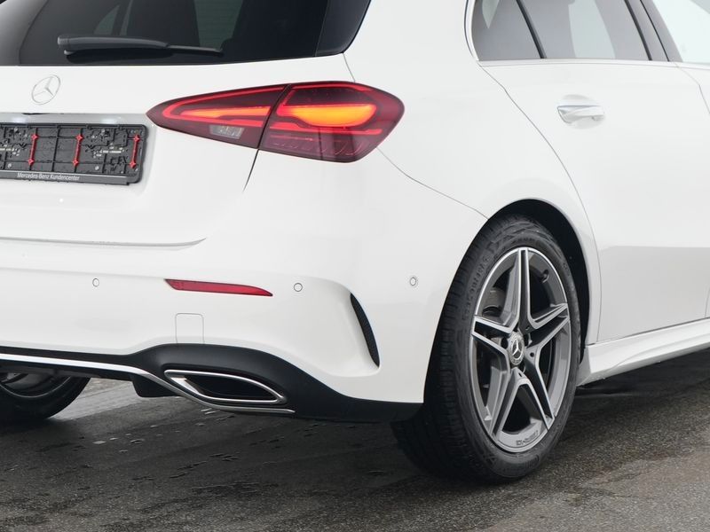 Fahrzeugabbildung Mercedes-Benz A 220 d AMG BURM+AHK+360°+MBEAM+TOTW+DISTR