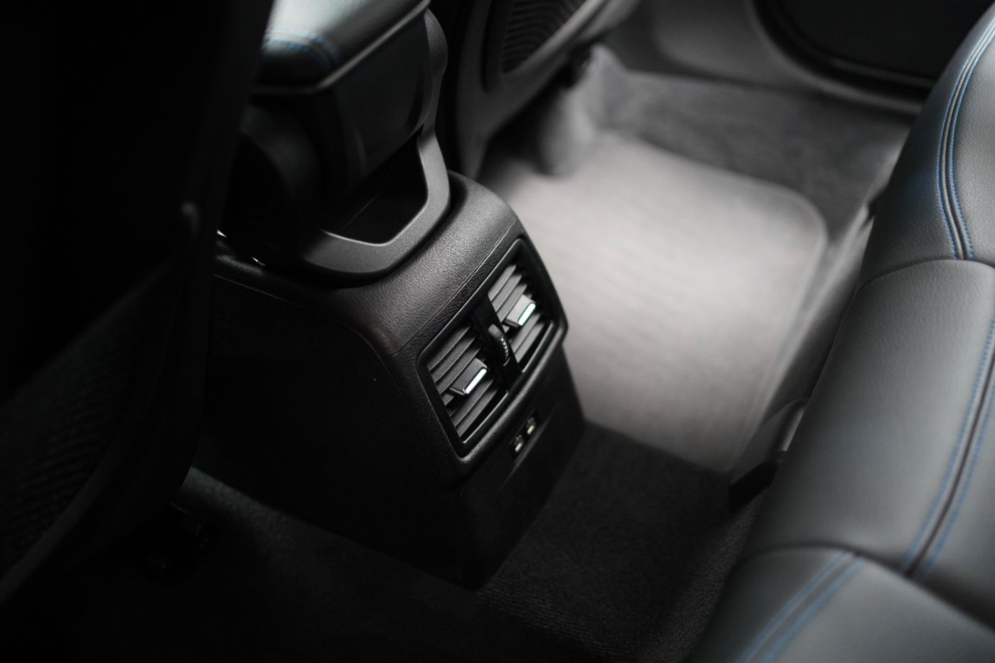 Fahrzeugabbildung BMW X1 xDrive20i M Sport Lenkradheiz+LED+AHK+Head Up