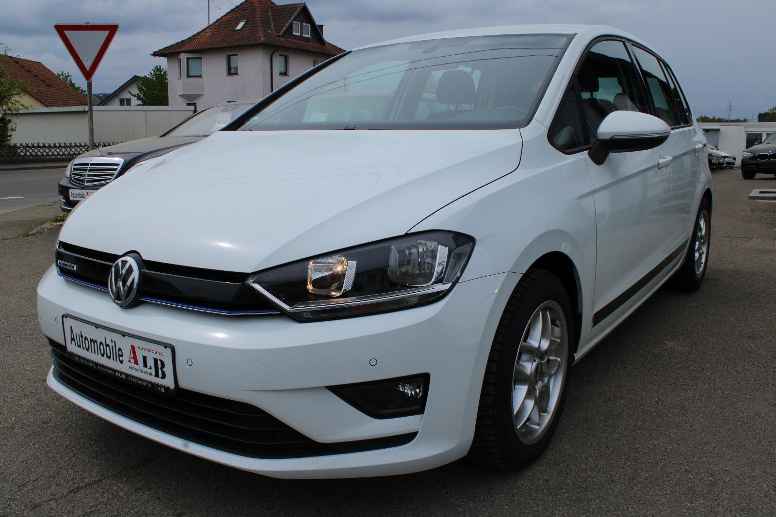 VW Golf Sportsvan VII 1.6 TDI *1.HAND*WENIG KM*PDC*