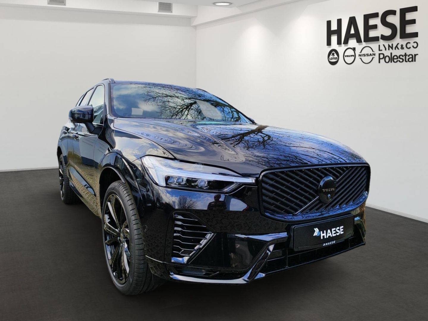 Volvo XC60 Plus Black Edition Recharge Plug-In Hybrid  imagem 3