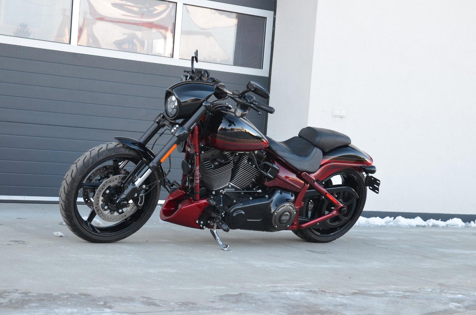 Harley-Davidson FXSE Pro Street CVO 110 Breakout 2.900 km 2017