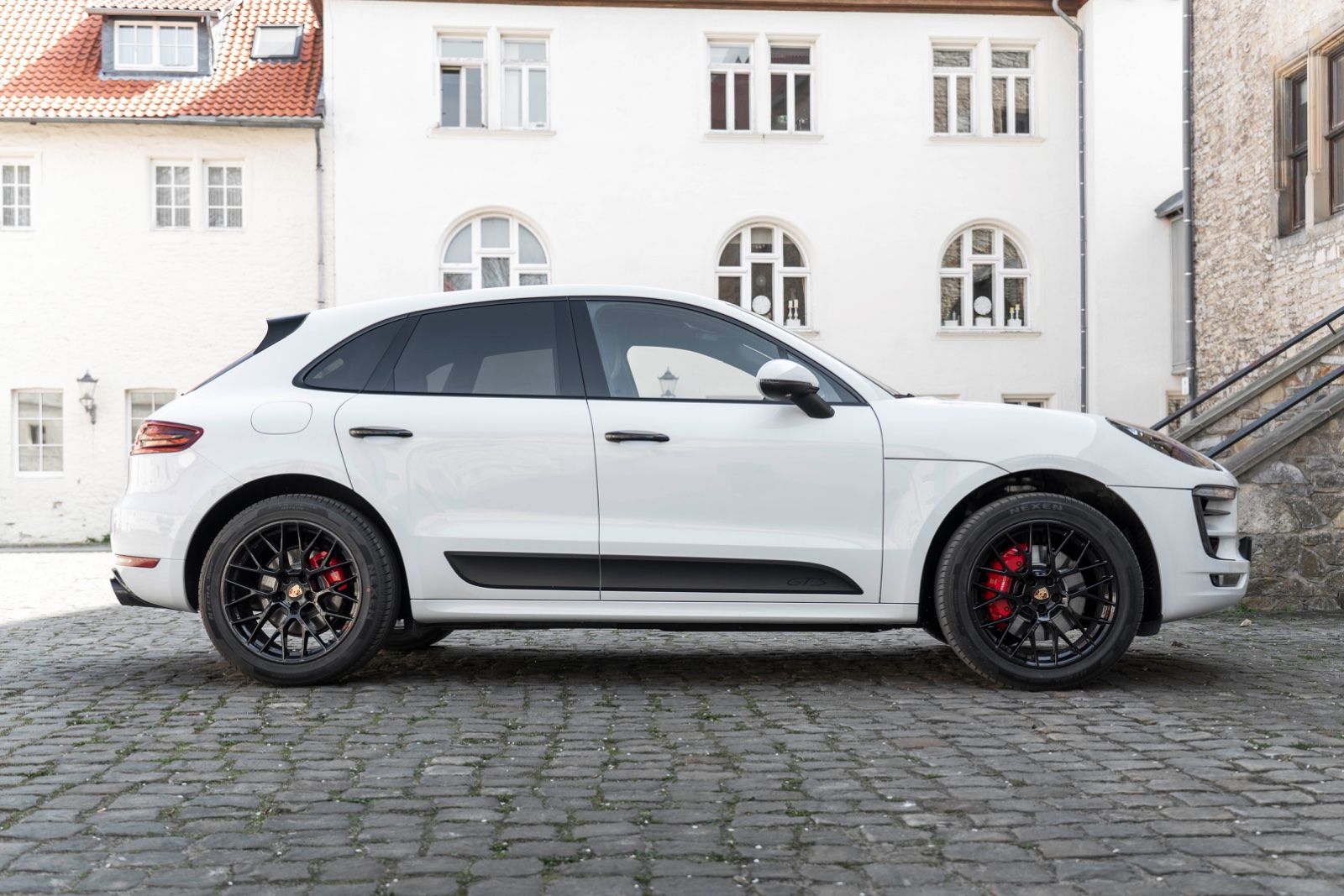 Fahrzeugabbildung Porsche Macan GTS PASM PDLS BOSE CARPLAY LUFT PANO TOTW