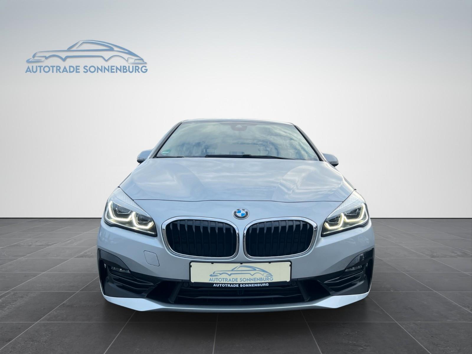 BMW 220d Active Tourer*Sport Line*Kamera*Keyless*SHZ