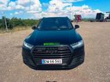 Audi SQ7 4.0 TDI quattro - schwarze Audi SQ7