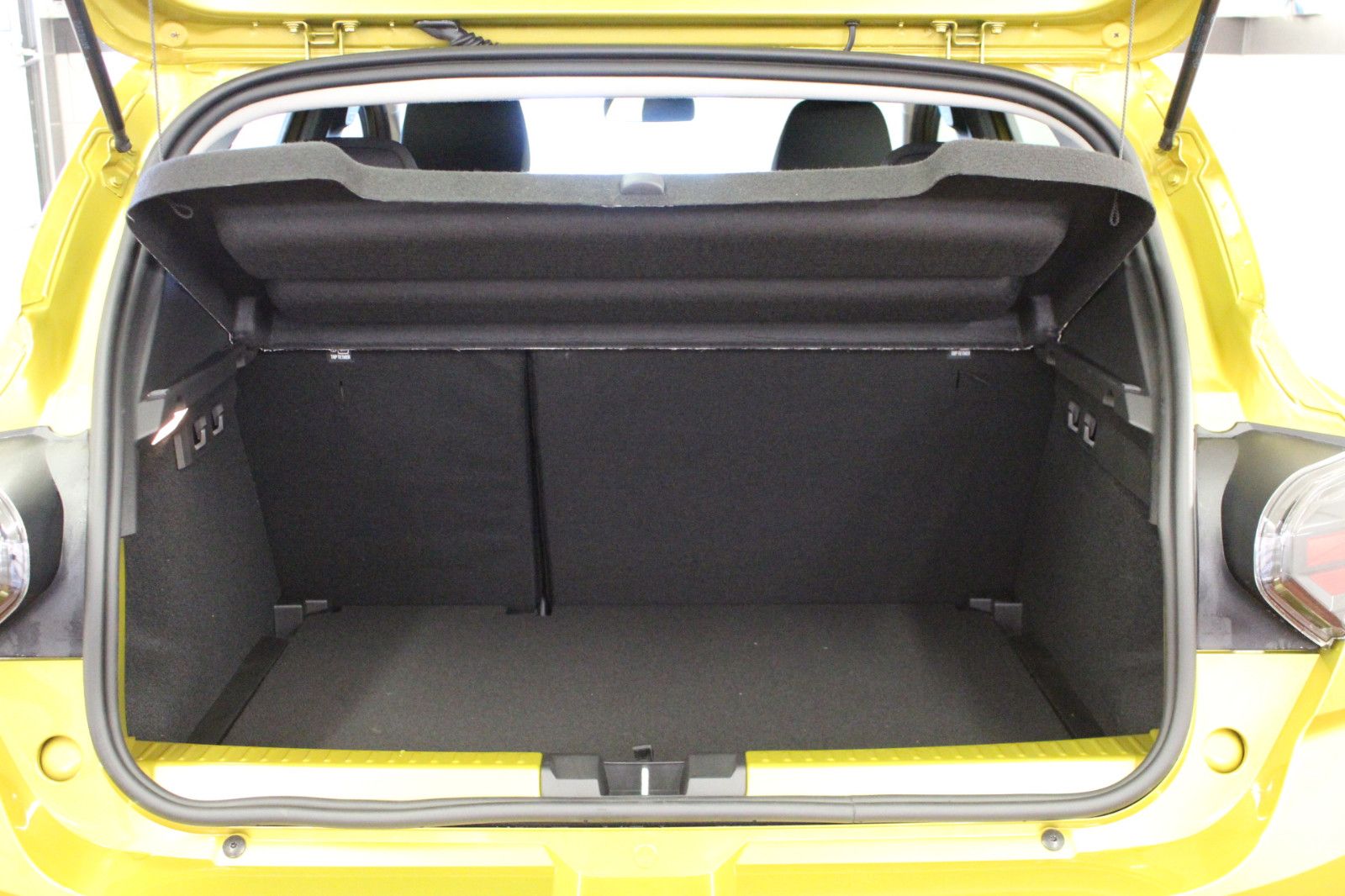 Fahrzeugabbildung Dacia Sandero Stepway TCe 110 Extreme MY 26*Winterpak*