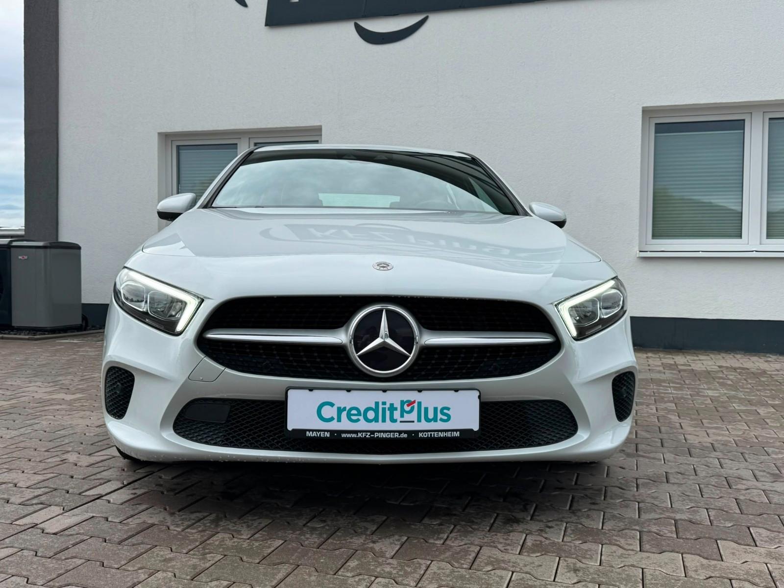 Mercedes-Benz A-Class LED/AMBIENTE/LEDER, миниатюра 4
