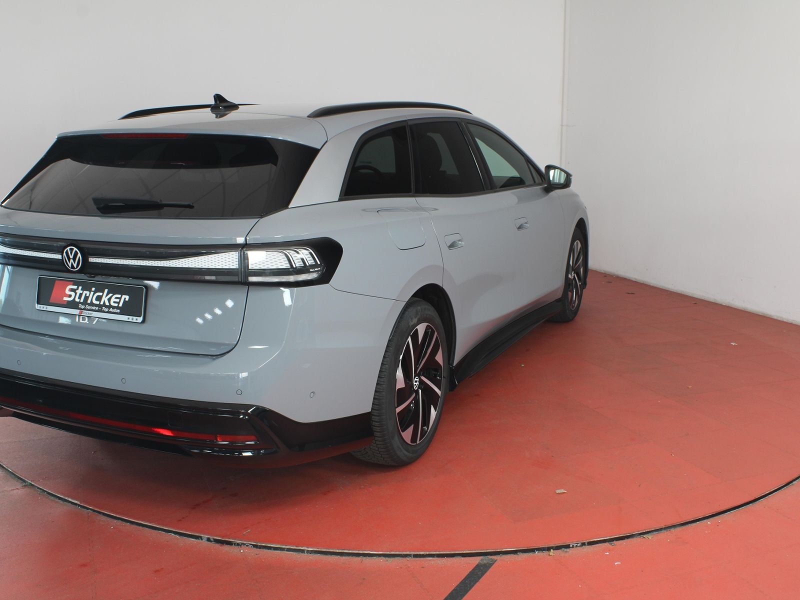 Volkswagen ID.7 Tourer Pro 210 77 499,-ohne Kamer foto 4