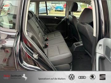 Volkswagen Tiguan - 12