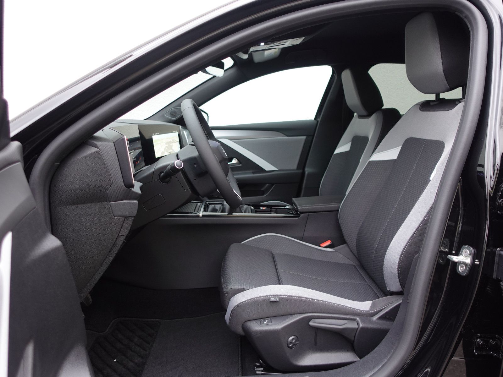 Fahrzeugabbildung Opel Astra Edition 1.2T,Navi,Kamera,Sitzhzg,AGR,LED